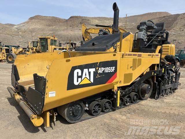 CAT AP1055F Επίστρωση ασφάλτου