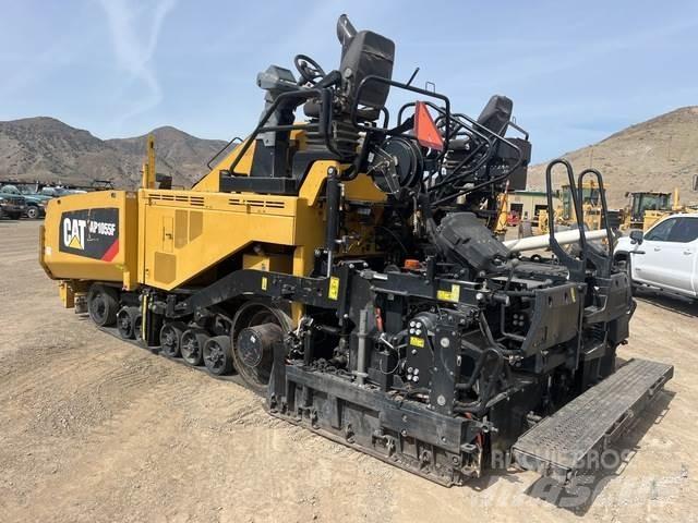CAT AP1055F Επίστρωση ασφάλτου