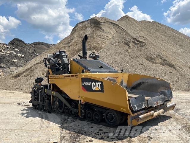 CAT AP1055F Επίστρωση ασφάλτου