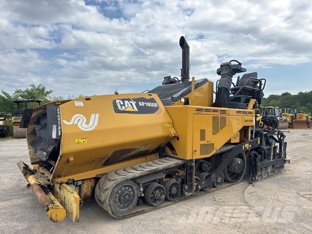 CAT AP1055F Επίστρωση ασφάλτου