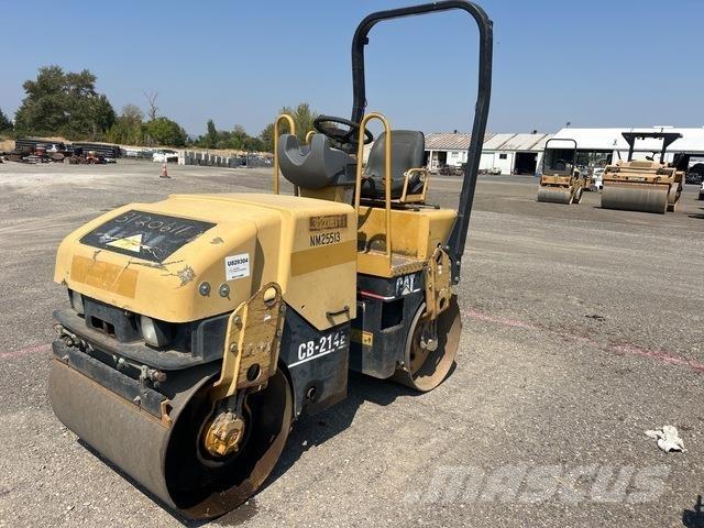 CAT CB-214E Οδοστρωτήρες διπλού κυλίνδρου