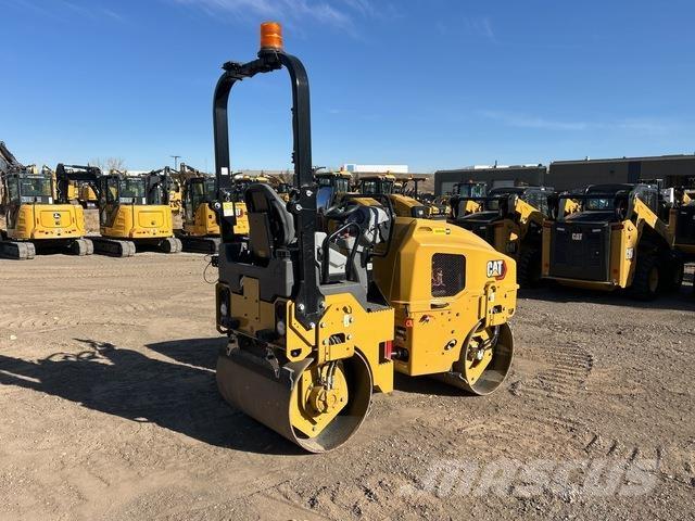 CAT CB2.5 Οδοστρωτήρες διπλού κυλίνδρου