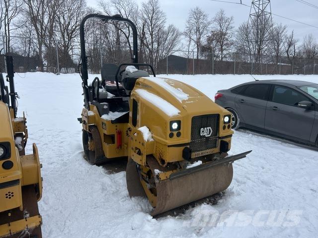 CAT CB2.7 Οδοστρωτήρες διπλού κυλίνδρου