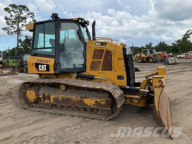 CAT D5K2 LGP Μπουλντόζες με ερπύστριες