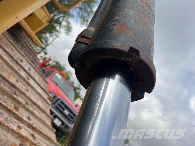 CAT D6T LGP Μπουλντόζες με ερπύστριες