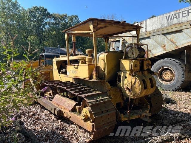CAT D7 Μπουλντόζες με ερπύστριες