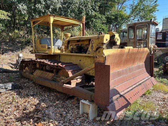 CAT D7 Μπουλντόζες με ερπύστριες