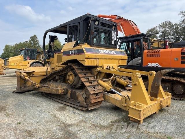 CAT D7R Μπουλντόζες με ερπύστριες
