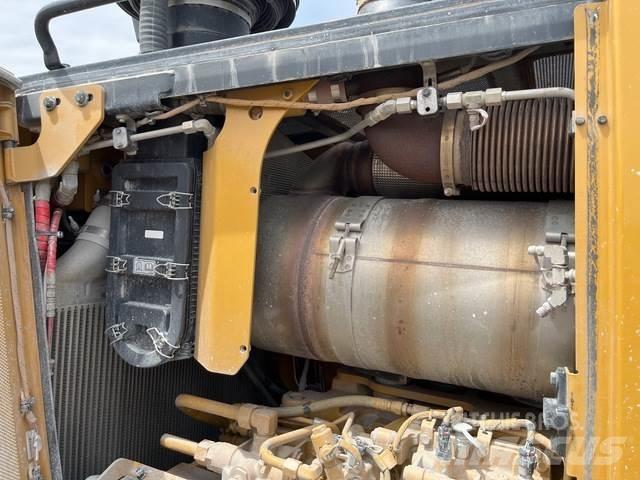 CAT D8T Μπουλντόζες με ερπύστριες