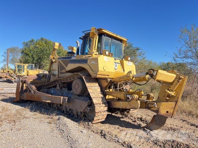 CAT D8T Μπουλντόζες με ερπύστριες