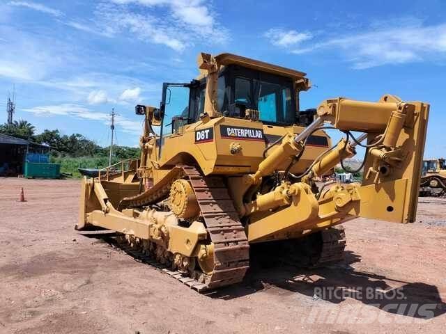 CAT D8T Μπουλντόζες με ερπύστριες