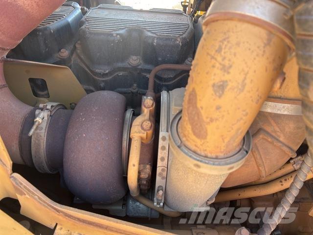 CAT D9T Μπουλντόζες με ερπύστριες