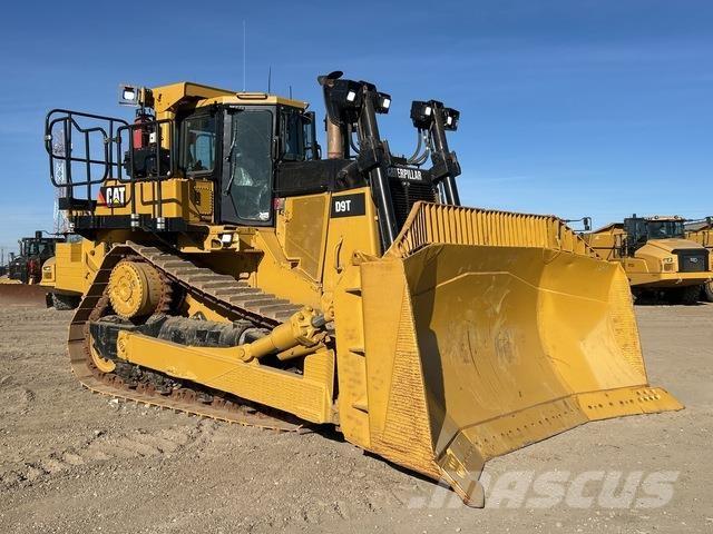 CAT D9T Μπουλντόζες με λάστιχα