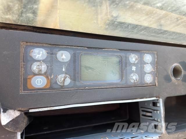 CAT MD5150C Εξοπλισμός επιφανειακών γεωτρήσεων