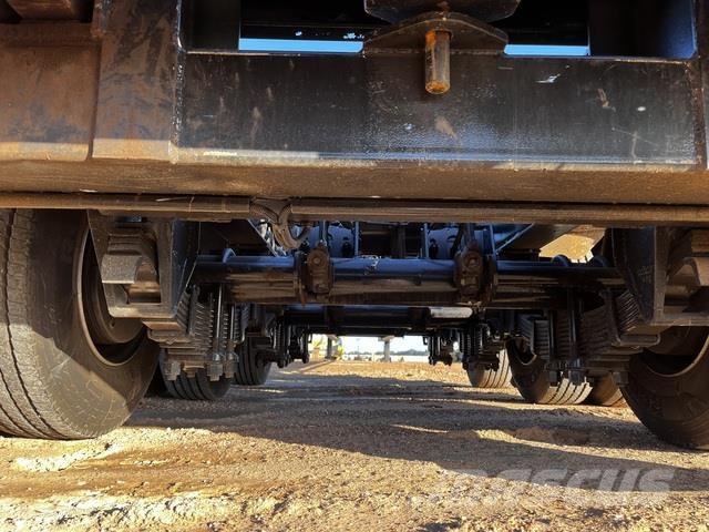  Custom Built Οχήματα με χαμηλό δάπεδο