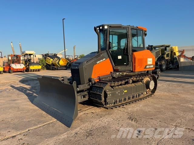 Develon DD100 Μπουλντόζες με ερπύστριες