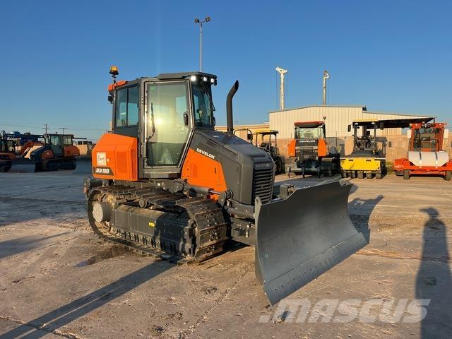 Develon DD100 Μπουλντόζες με ερπύστριες