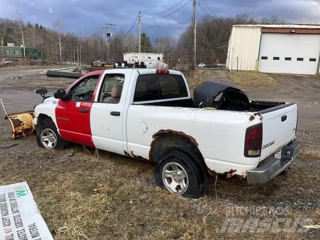 Dodge Ram 1500 Εκχιονιστήρες και χιονοδιώχτες