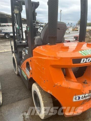 Doosan D30S7 Περονοφόρα ανυψωτικά κλαρκ - άλλα
