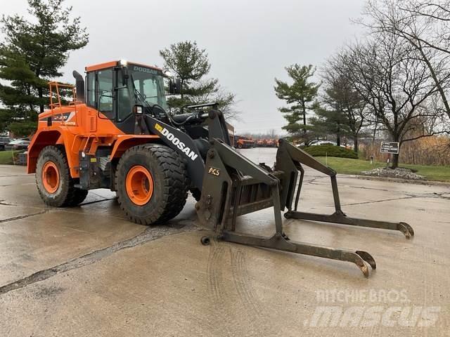 Doosan DL300-5 Φορτωτές με λάστιχα (Τροχοφόροι)