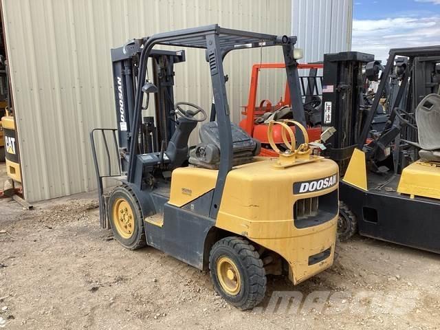 Doosan G25P-3 Κατασκευές - Άλλα