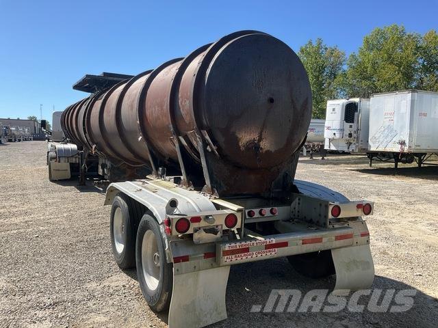 Etnyre  Οχήματα μεταφοράς υλικών