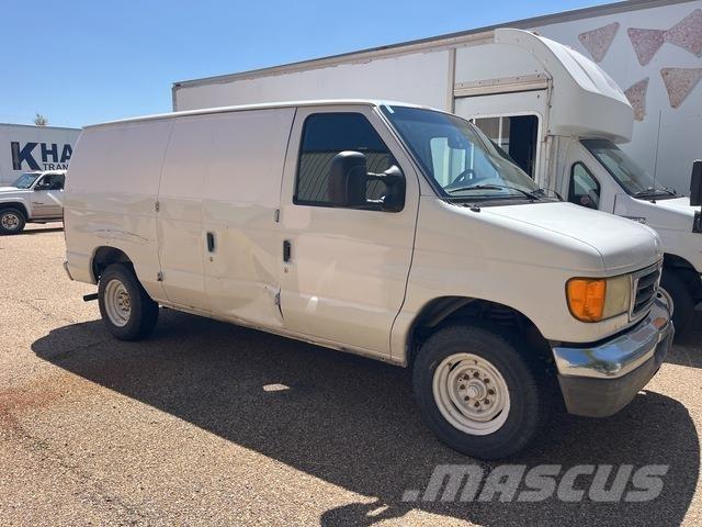 Ford E-150 Κλούβες με συρόμενες πόρτες