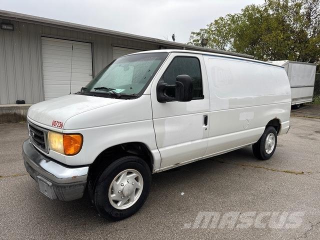 Ford E-150 Κλούβες με συρόμενες πόρτες