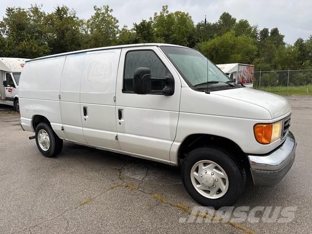 Ford E-150 Κλούβες με συρόμενες πόρτες