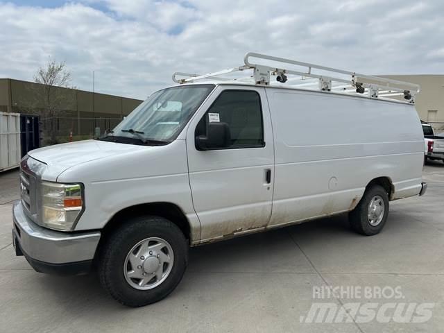 Ford E-250 Κλούβες με συρόμενες πόρτες
