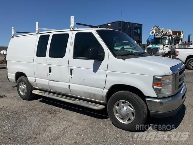 Ford E-250 Κλούβες με συρόμενες πόρτες