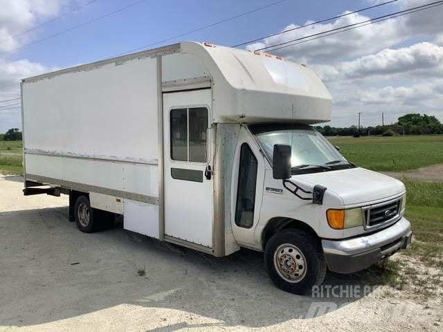 Ford E-350 Φορτηγά Κόφα