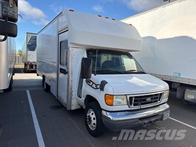 Ford E-350 Κλειστού τύπου