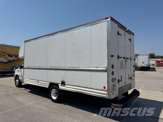 Ford E-350 Κλούβες με συρόμενες πόρτες