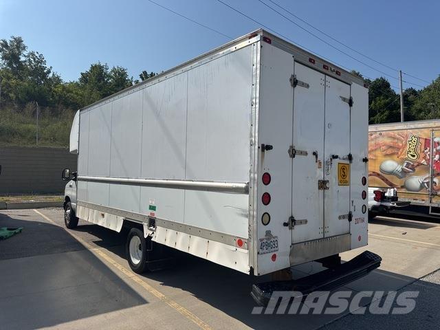 Ford E-350 Κλούβες με συρόμενες πόρτες