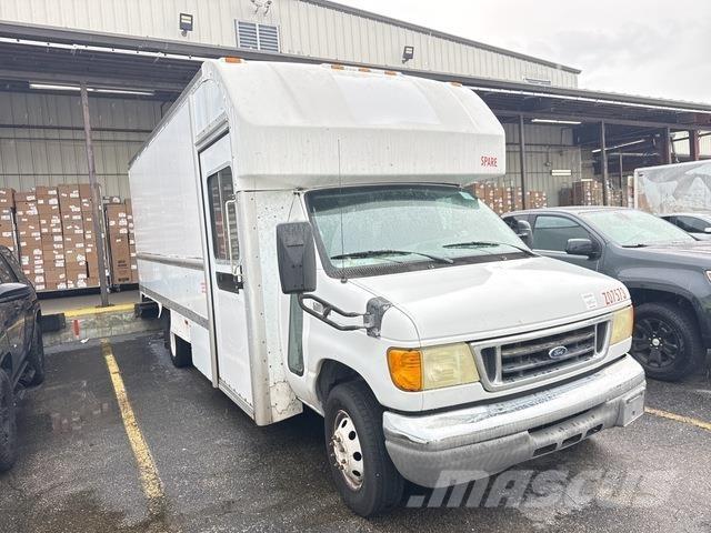 Ford E-350 Κλειστού τύπου