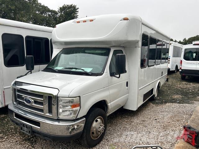 Ford E-350 Μίνι λεωφορεία