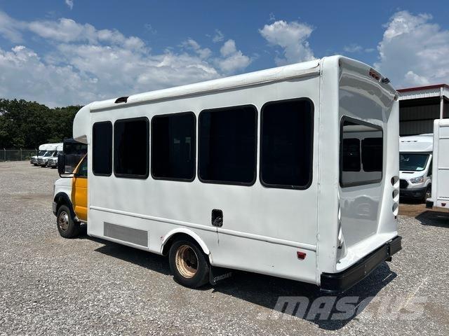Ford E-350 Μίνι λεωφορεία