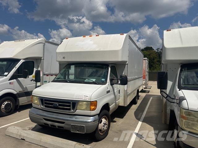 Ford E-350 Κλειστού τύπου
