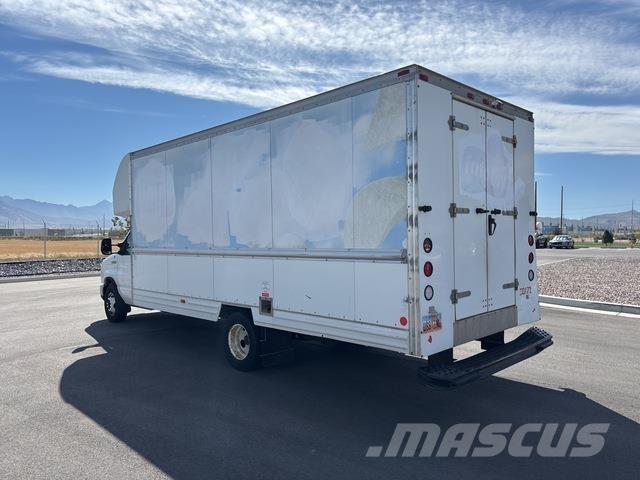 Ford E-350 Κλειστού τύπου