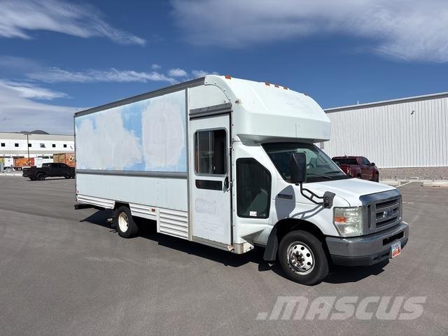 Ford E-350 Κλειστού τύπου