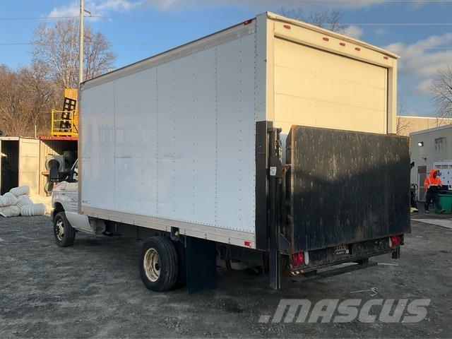 Ford E-350 Φορτηγά Κόφα