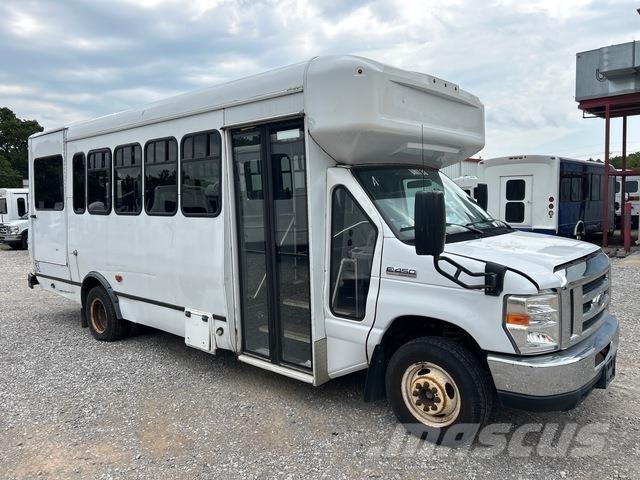 Ford E-450 Μίνι λεωφορεία