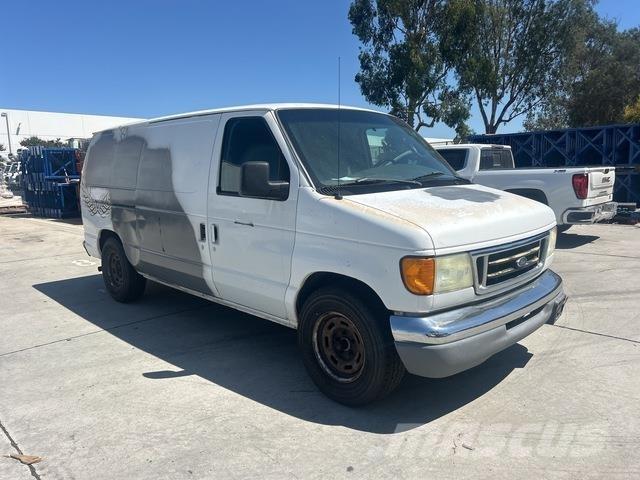 Ford E250 Κλούβες με συρόμενες πόρτες
