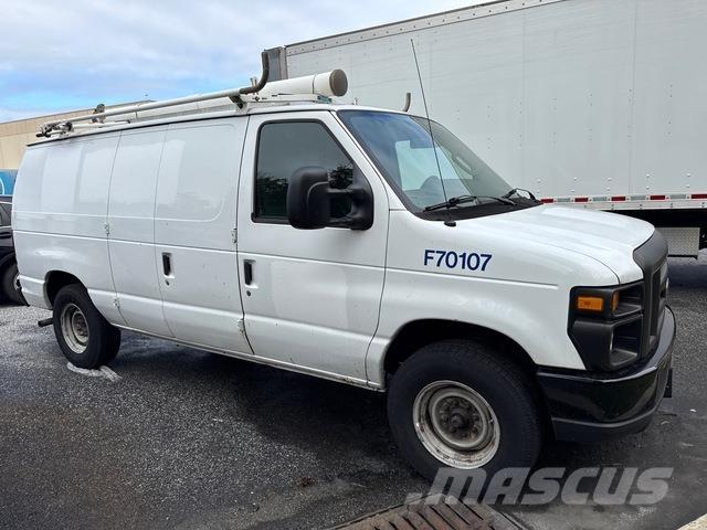 Ford E250 Κλούβες με συρόμενες πόρτες