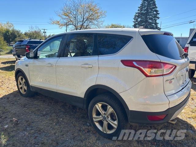 Ford Escape Αυτοκίνητα