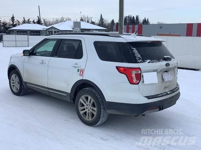 Ford Explorer Αυτοκίνητα