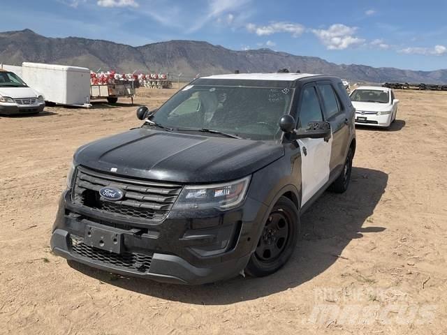 Ford Explorer Αυτοκίνητα