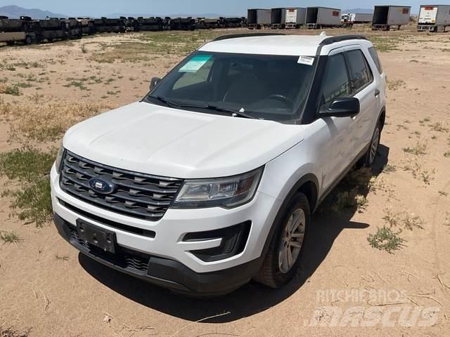 Ford Explorer Αυτοκίνητα