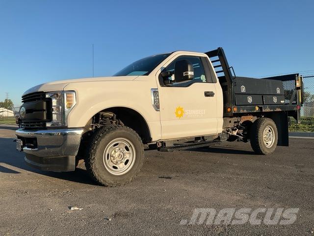 Ford F-250 Φορτηγά Kαρότσα με ανοιγόμενα πλαϊνά